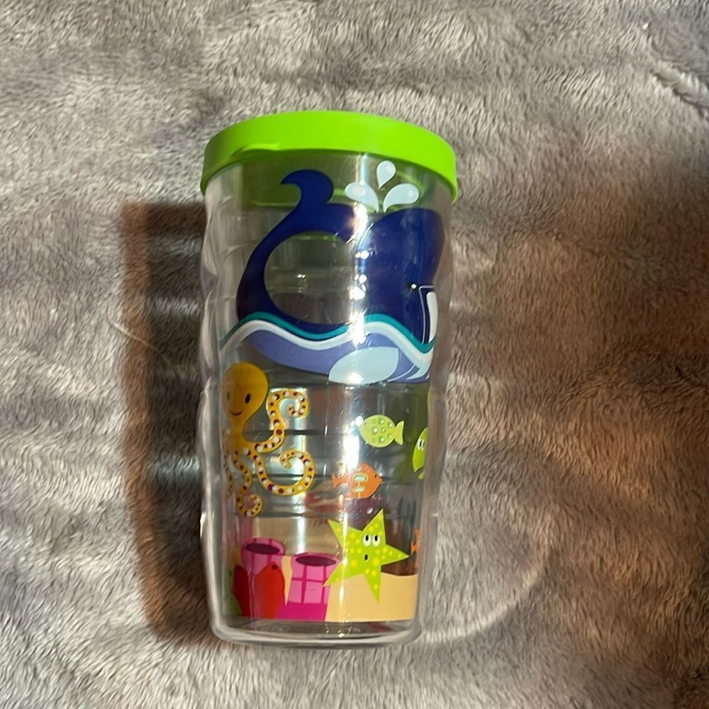 Kids octopus 10 ounce tervis cup and lid